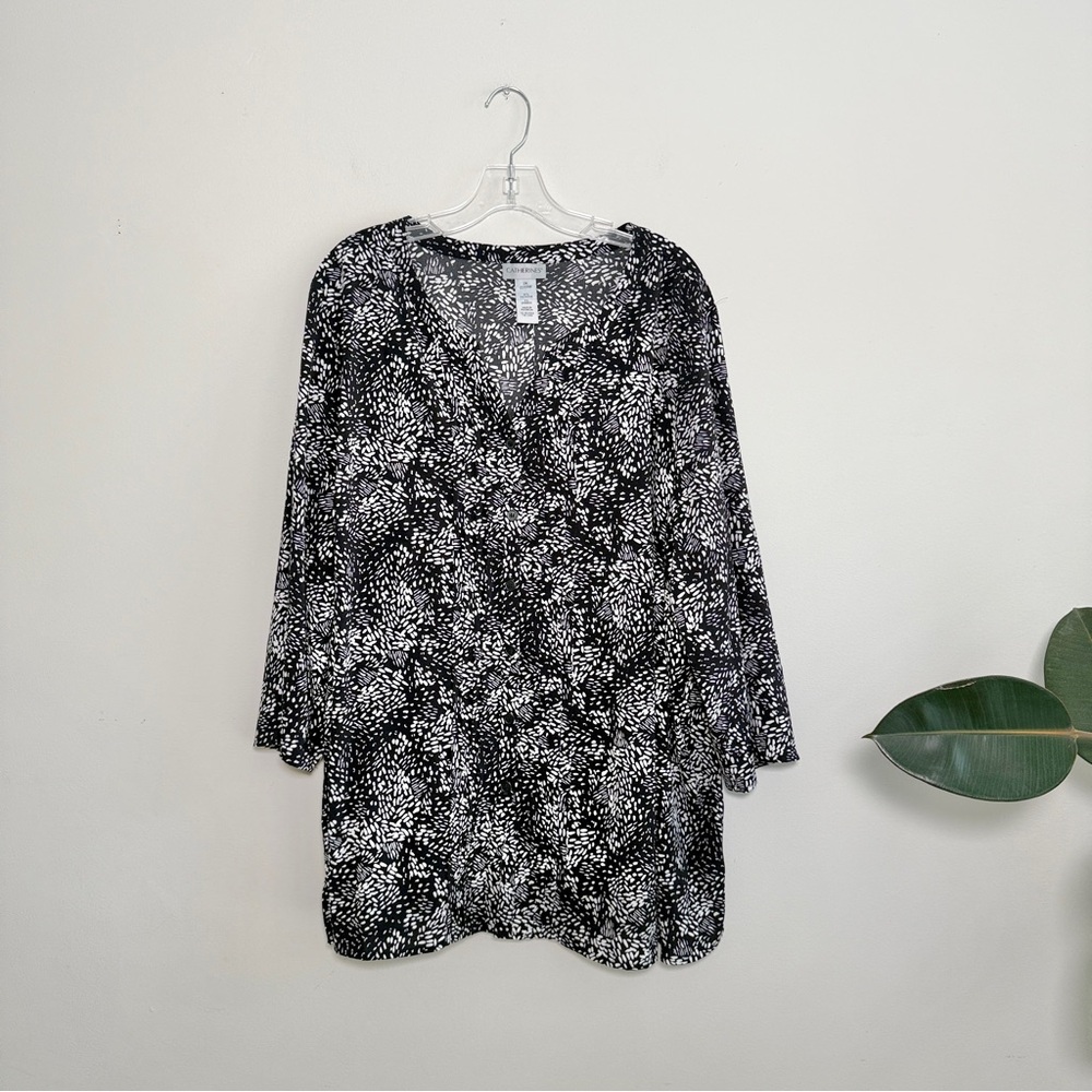 Catherines Printed Chiffon Pintuck Tunic Button Up Top Plus 2X Roll Tab Sleeves